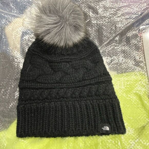 The North Face Triple Cable Beanie Size OS - Picture 3 of 3